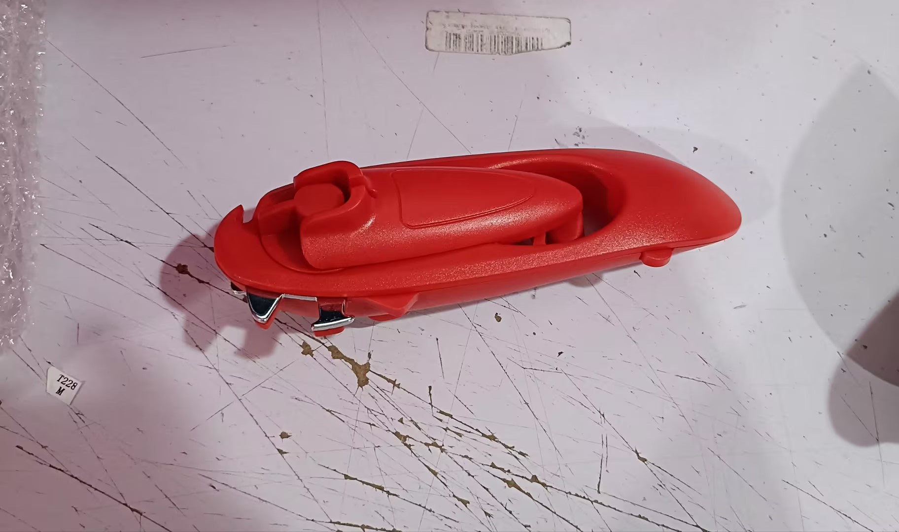 8-in-1 Multifunctional Manual Can Opener – Portable Jar, Bottle & Beer Opener Kitchen Tool